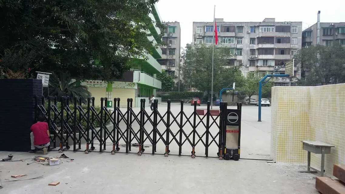 永康市永康市深圳市伸缩门